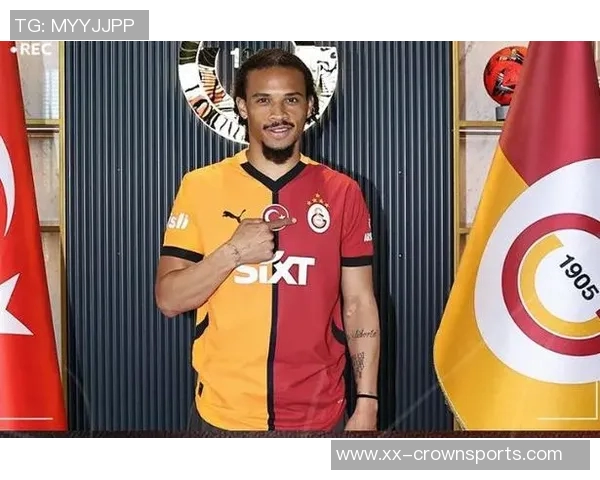 萨内顺利融入加拉塔萨雷计划12月全家迁往土耳其生活